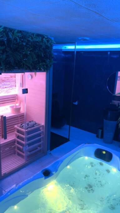 Ferienhaus Murano Gold Avec & Sauna Privatif
